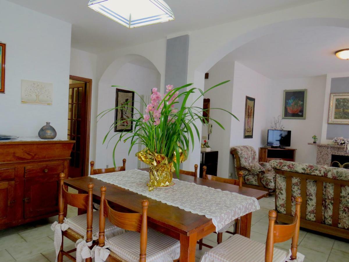 Grazia Appartamento Family Barga Exterior photo